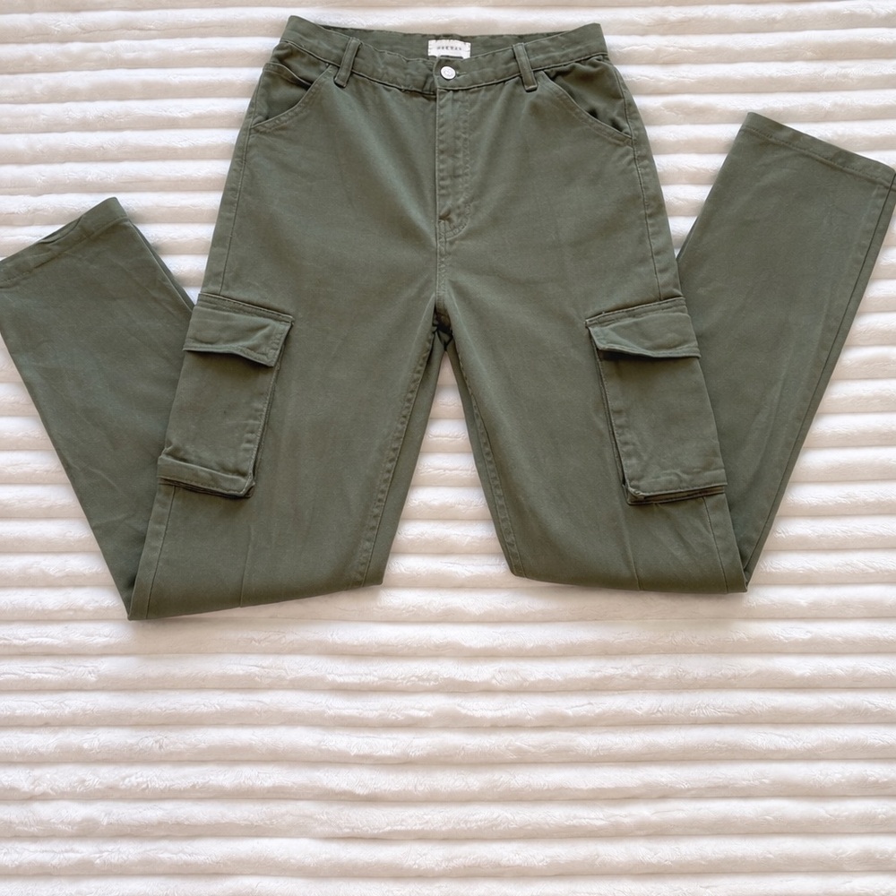 PacSun Women's Olive Green Straight Leg Cargo Jeans